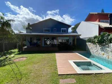 Casa com 4 Quartos à venda, 523m² no Pântano do Sul, Florianópolis