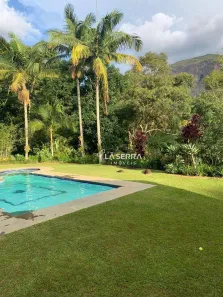 Casa com 3 Quartos à venda, 38000m² no Itaipava, Petrópolis