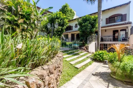 Casa com 3 Quartos à venda, 487m² no Boa Vista, Porto Alegre