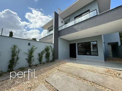 Sobrado com 3 Quartos à venda, 144m² no Bom Retiro, Joinville