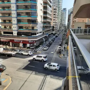 Apartamento com 3 Quartos para alugar, 120m² no Meia Praia, Itapema