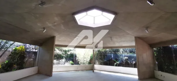 Imóvel Comercial com 4 Quartos para alugar, 412m² no Nova Campinas, Campinas