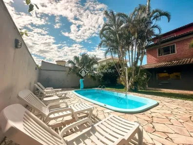 Casa com 4 Quartos à venda, 135m² no Campeche, Florianópolis