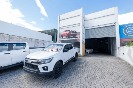 Prédio Comercial para alugar, 297m² no Três Vendas, Pelotas