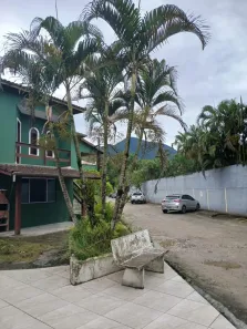 Casa de Condomínio com 2 Quartos à venda, 80m² no Maranduba, Ubatuba