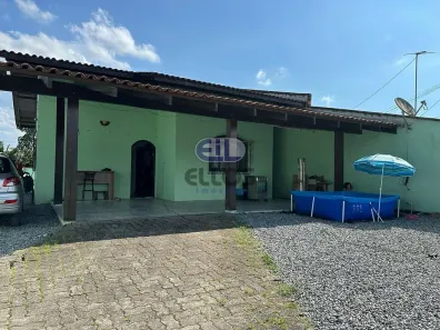 Casa com 3 Quartos à venda, 120m² no Morro do Meio, Joinville