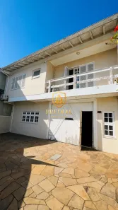 Casa com 3 Quartos para alugar, 200m² no Harmonia, Canoas