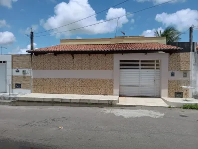 Casa com 3 Quartos à venda, 200m² no Liberdade, Parnamirim