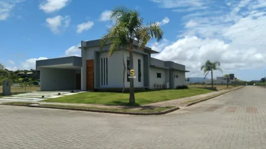 Casa com 3 Quartos à venda, 163m² no Arroio, Imbituba