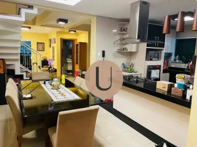 Sobrado com 3 Quartos à venda, 237m² no Rudge Ramos, São Bernardo do Campo