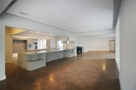 Casa com 4 Quartos à venda, 320m² no Jardim Europa, São Paulo
