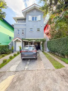 Casa de Condomínio com 3 Quartos à venda, 240m² no Jardim Lambreta, Cotia