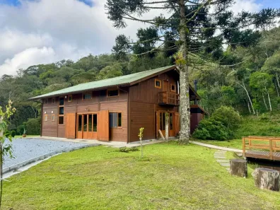 Fazenda/Sítio com 10 Quartos à venda, 59000m² no ,