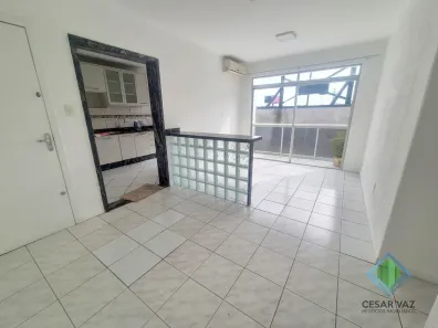 Apartamento com 2 Quartos à venda, 66m² no Abraão, Florianópolis
