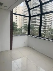 Sala Comercial para venda ou aluguel, 40m² no Indianópolis, São Paulo