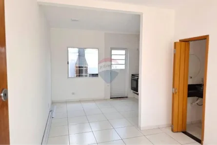 Casa com 2 Quartos para alugar, 55m² no Vila Mazzei, São Paulo