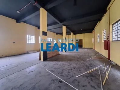Ponto Comercial para alugar, 228m² no Jardim Santo Elias, São Paulo
