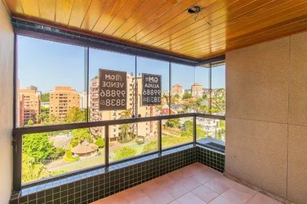 Apartamento com 3 Quartos para venda ou aluguel, 100m² no Três Figueiras, Porto Alegre