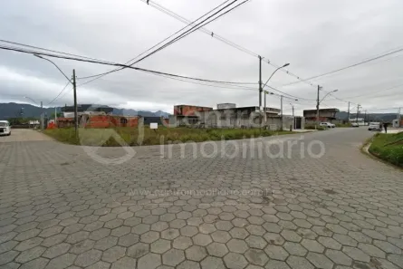 Lote/Terreno à venda, 298m² no , Peruíbe