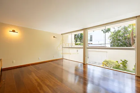 Casa com 4 Quartos à venda, 310m² no Jardim Luzitânia, São Paulo