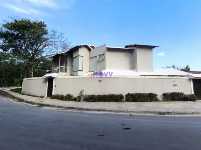 Casa com 4 Quartos para alugar, 300m² no Piratininga, Niterói