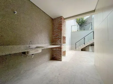 Casa com 3 Quartos à venda, 200m² no Vila Ipojuca, São Paulo