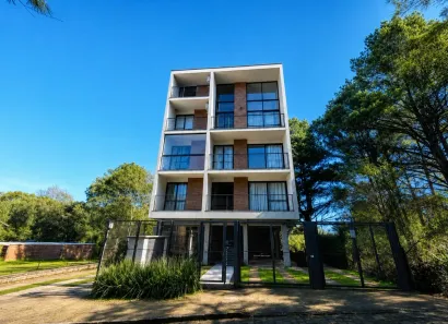 Apartamento com 2 Quartos para alugar, 169m² no Ana Rech, Caxias do Sul