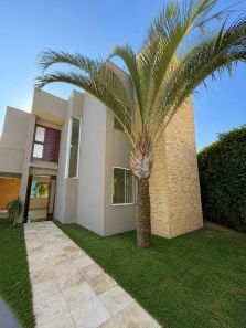 Casa de Condomínio com 4 Quartos à venda, 267m² no Parque do Jiqui, Parnamirim