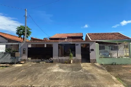 Casa com 3 Quartos à venda, 154m² no Setor 4, Jaru
