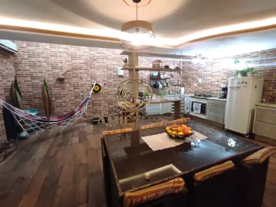 Casa com 3 Quartos à venda, 90m² no Eugênio de Mello, São José dos Campos