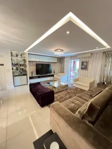 Apartamento com 3 Quartos para alugar, 129m² no Chácara São Luis, Guarulhos