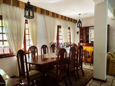 Casa com 5 Quartos à venda, 470m² no Camboinhas, Niterói