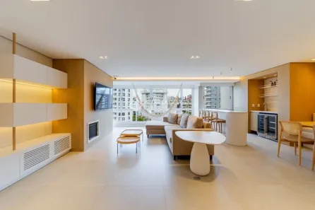 Apartamento com 3 Quartos para alugar, 145m² no Petrópolis, Porto Alegre