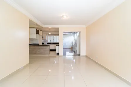 Casa com 3 Quartos à venda, 121m² no Tingui, Curitiba