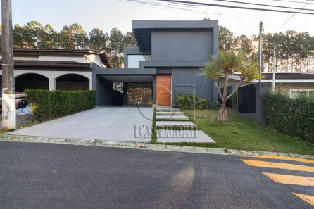 Casa de Condomínio com 4 Quartos para venda ou aluguel, 330m² no Alphaville, Santana de Parnaíba