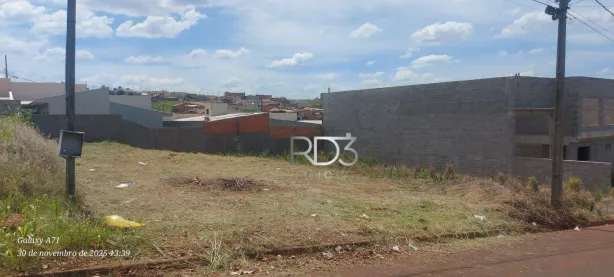 Lote/Terreno à venda, 300m² no Conjunto Habitacional Doutor José dos Santos Rocha, Cambé