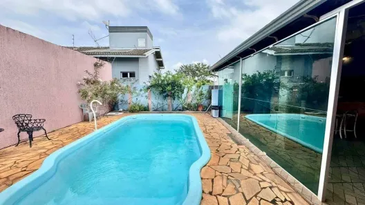 Casa com 3 Quartos à venda, 165m² no Jardim São Bento, Uberaba