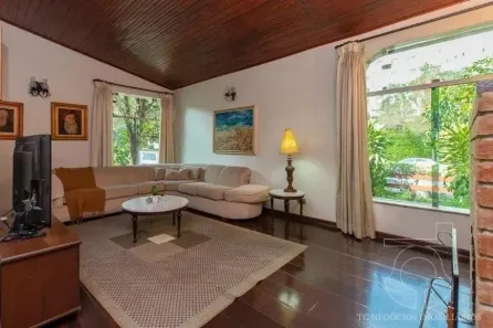 Casa com 4 Quartos à venda, 270m² no Jardim das Vertentes, São Paulo