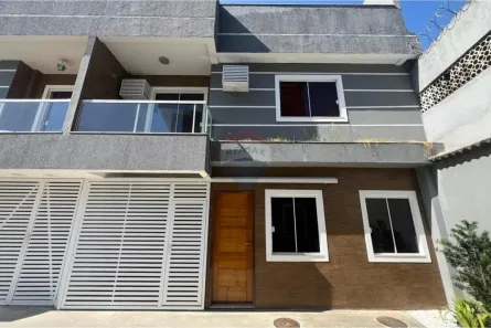 Casa com 2 Quartos à venda, 138m² no Marechal Hermes, Rio de Janeiro