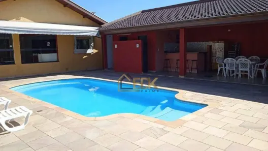 Fazenda/Sítio com 2 Quartos à venda, 440m² no Cidade Jardim, Taubaté