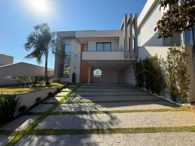 Casa de Condomínio com 4 Quartos à venda, 240m² no Residencial Golden Class, Lagoa Santa