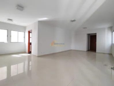 Apartamento com 4 Quartos para alugar, 200m² no Centro, Divinópolis