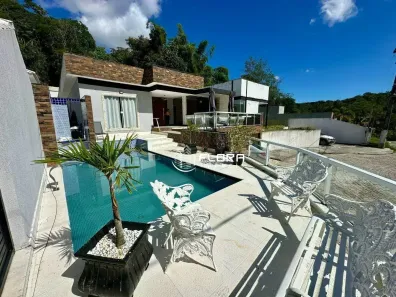 Casa de Condomínio com 3 Quartos à venda, 290m² no Itaipu, Niterói