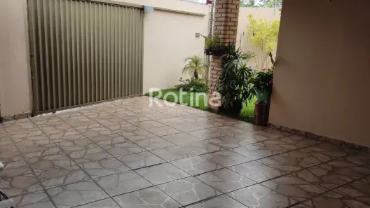 Casa com 3 Quartos à venda, 160m² no Jardim Europa, Uberlândia