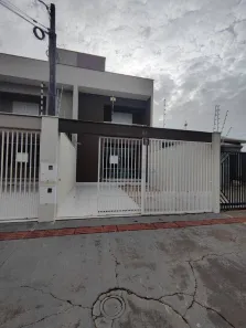 Sobrado com 3 Quartos para alugar, 122m² no Jardim do Leste, Londrina