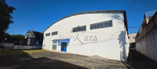 Galpão/Depósito/Armazém à venda, 750m² no Chácaras Reunidas, São José dos Campos
