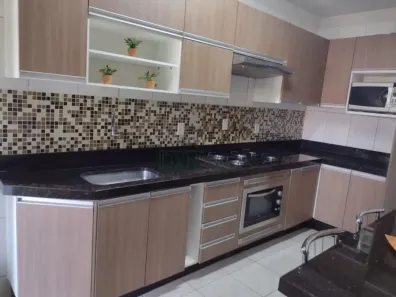 Casa com 2 Quartos à venda, 82m² no Jardim Itapoá, Londrina