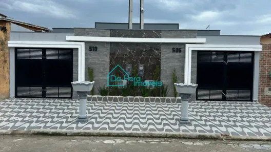Casa com 2 Quartos à venda, 77m² no Jardim Leonor, Mongaguá