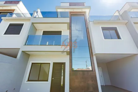 Sobrado com 3 Quartos à venda, 149m² no Jardim das Américas, Curitiba