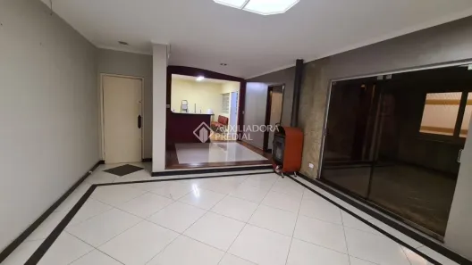 Sobrado com 4 Quartos para alugar, 239m² no Nova Petrópolis, São Bernardo do Campo